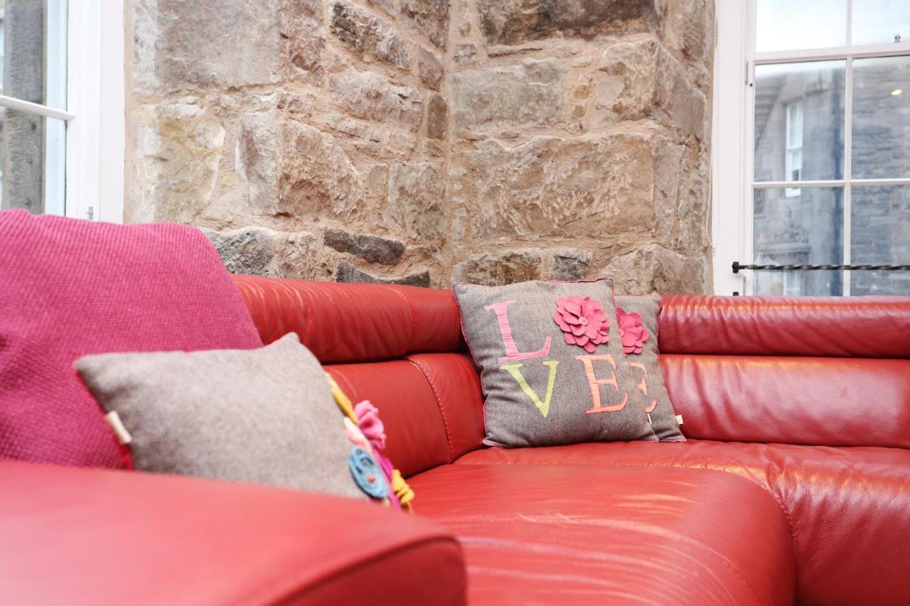 Joivy Elegant Home At The Heart Of The Royal Mile EDI Exterior foto